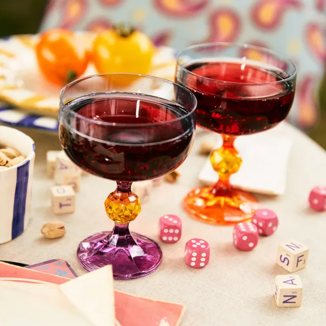 class="object-cover"