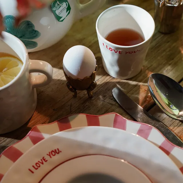 class="object-cover"