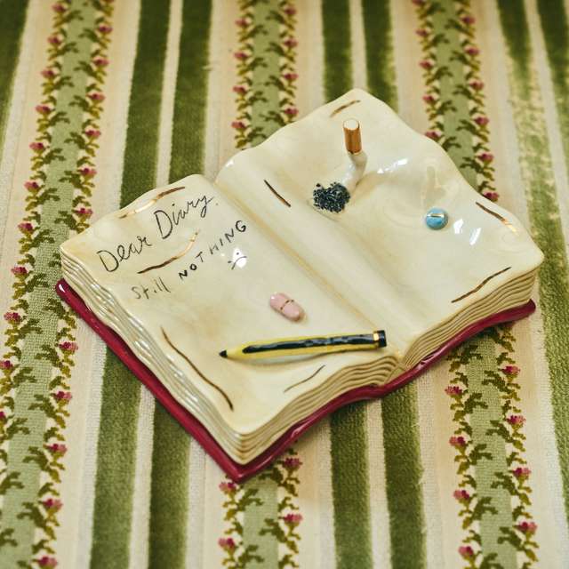 class="object-cover"